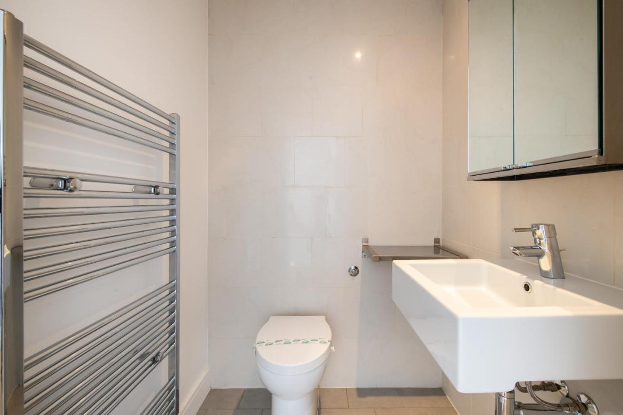 2 Bed Flat In Clapham Common Londres Exterior foto